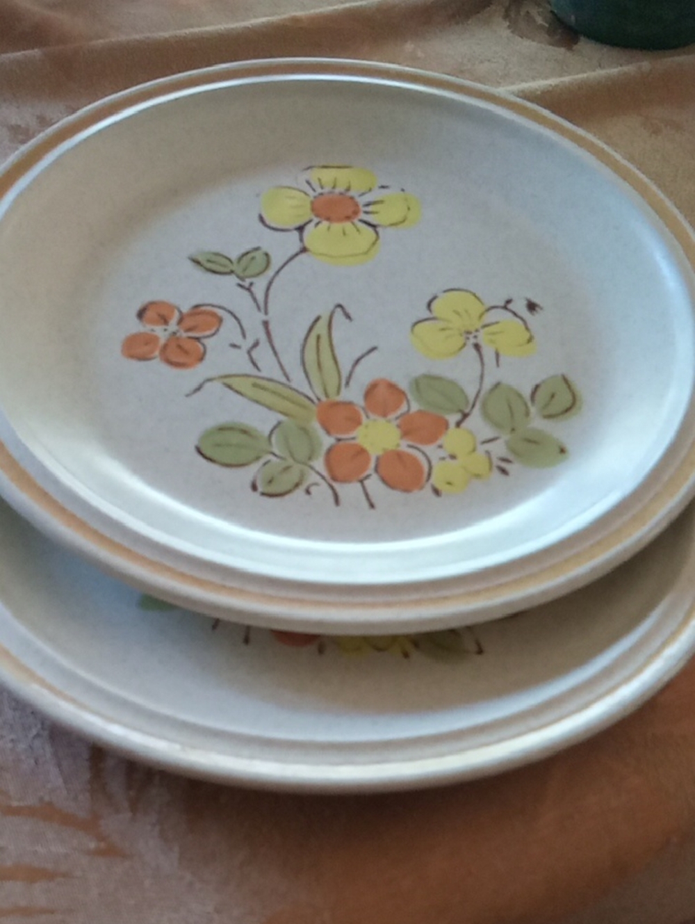 2 Vintage Hearthside Garden Festival Hand Painted Stoneware Plates
